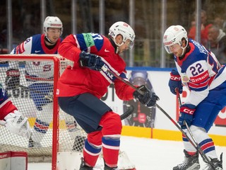 Fotka zo zápasu USA - Nórsko na MS v hokeji 2025.