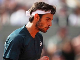 Taliansky tenista Lorenzo Musetti v 1. kole Roland Garros.