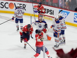Fotka z finále play-off Edmonton - Florida v ročníku 2023/2024.
