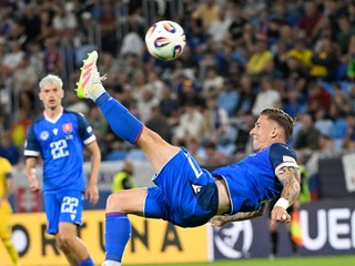 Tomáš Suslov v zápase Slovensko - Rumunsko v skupine A na EURO U21 2025.
