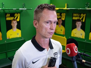 Český futbalový tréner Petr Ruman vo farbách MŠK Žilina. 