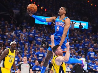 Momentka zo zápasu Oklahoma City Thunder - Indiana Pacers