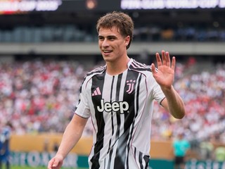 Kenan Yildiz v zápase s Wydadom.