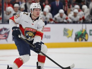Tobias Björnfot v drese Florida Panthers.