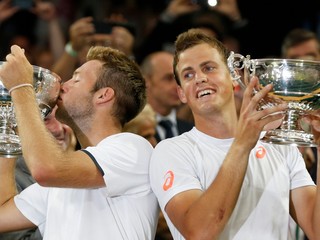 Vasek Pospisil (vpravo).