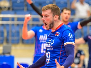Tomáš Halanda (Slovensko) počas prípravného volejbalového zápasu mužov medzi reprezentáciami Slovenska a Čile. 
