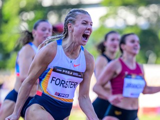 Slovenská reprezentantka v behu na 100 metrov cez prekážky Viktória Forster. 