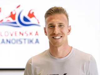 Samuel Baláž počas brífingu po jeho návrate z MS v rýchlostnej kanoistike v Miláne.