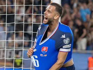 Dávid Hancko sa raduje z gólu