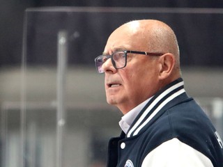 Hlavný tréner HKM Zvolen Peter Mikula.