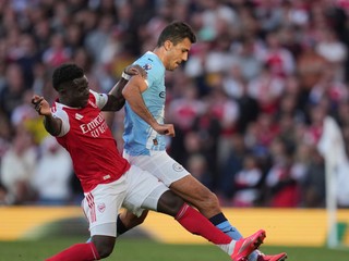 Bukayo Saka a Rodrigo.