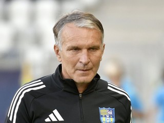 Na snímke tréner Roman Skuhravý.