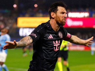 Lionel Messi oslavuje gól