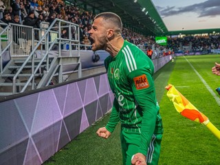 Martin Regáli oslavuje gól