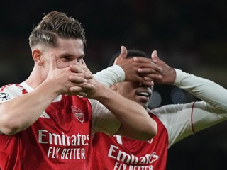 Viktor Gyoekeres oslavuje gól. 