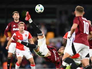 Momentka zo zápasu AC Sparta Praha - SK Slavia Praha.