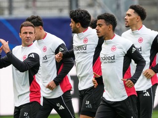 Futbalisti Frankfurtu. 