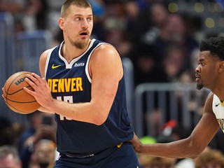 Nikola Jokič v zápase s New Orleans Pelicans