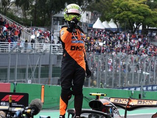 Lando Norris oslavuje výhru