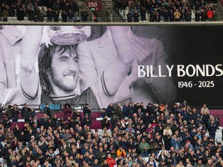 Vo veku 79 rokov zomrela legenda West Hamu Billy Bonds.