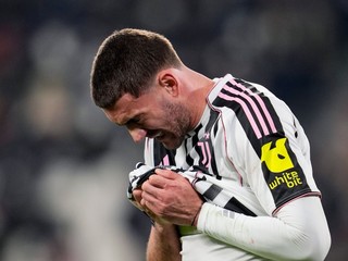 Dušan Vlahovič v zápase proti FC Turín.