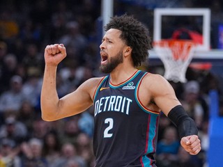 Cade Cunningham (2).