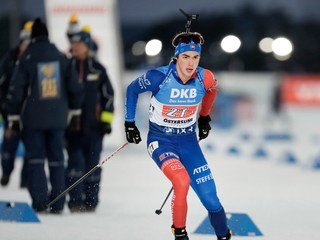 Slovenský biatlonistta Artur Ischakov v pretekoch mix dvojíc na podujatí Svetového pohára vo švédskom Östersunde.