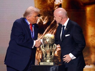 Donald Trump si prevzal Cenu mieru FIFA