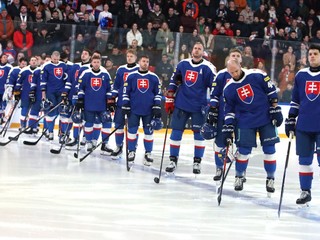 Slovenská reprezentácia pred zápasom Vianočného Kaufland Cupu 2025.