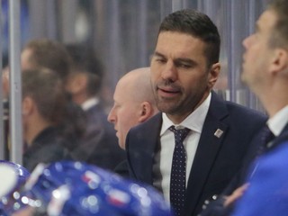 Tréner Peter Frühauf v zápase Slovensko - Nemecko na MS v hokeji hráčov do 20 rokov 2026.