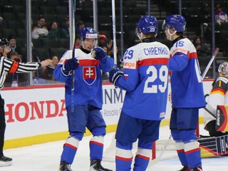 Michal Chrenko oslavuje gól v zápase Slovensko - Nemecko na MS v hokeji hráčov do 20 rokov 2026.