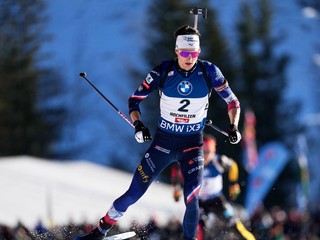 Eric Perrot z Francúzska vyhral stíhačku na 12,5 km na Svetovom pohári v biatlone v rakúskom Hochfilzene.