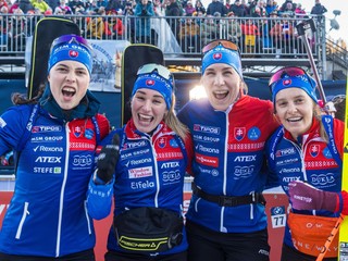 Slovenské biatlonistky po 5. mieste v štafete v Hochfilzene.