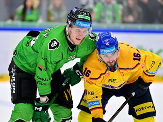 Pavol Skalický (vľavo) a vedľa neho krajan Róbert Lantoši.