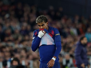 Hráč Barcelony Lamine Yamal.