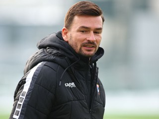 Na snímke hlavný tréner Górniku Zabrze Michal Gašparík.