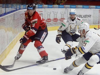 Carter Berger (Spišská Nová Ves) a Adam Žiak (Spišská Nová Ves) počas 40. kola Tipsport ligy.