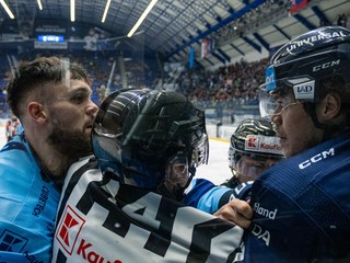 Momentka zo zápasu Poprad - Nitra.