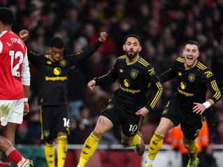 Matheus Cunha sa teší po strelení víťazného gólu Manchestru United proti Arsenalu.