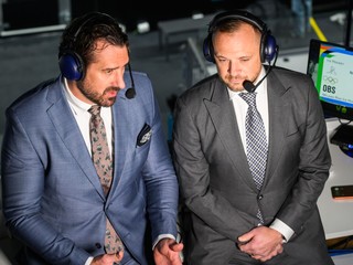 Športoví komentátori STVR Boris Valábik a Marián Gáborík.