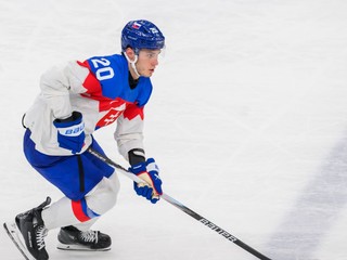 Juraj Slafkovský (Slovensko) v zápase základnej B-skupiny Švédsko - Slovensko.