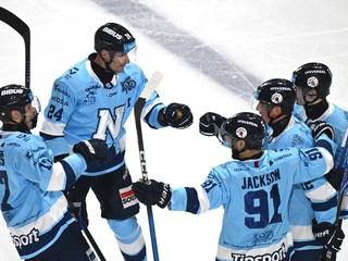 Na snímke gólová radosť hráčov Nitry.