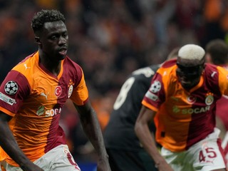 Galatasaray oslavuje gól. 