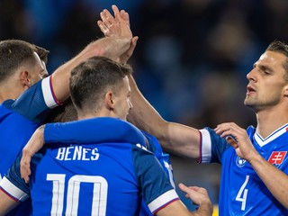 Gólová radosť slovenských futbalistov v zápase s Rumunskom