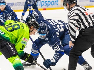 Momentka zo zápasu Poprad - Žilina.