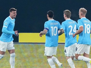 Lazio oslavuje gól. 