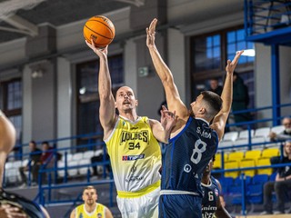 Momentka zo zápasu Košice Wolves - BKM Lučenec. 