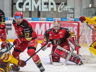 Na snímke sprava Jordan Raymond Garton Bellerive (Trenčín), Samuel Vyletelka, Miroslav Macejko (obaja Prešov).