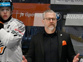 Na snímke tréner Košíc Dan Ceman v piatom semifinálovom stretnutí.