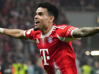 Luis Diaz oslavuje gól.